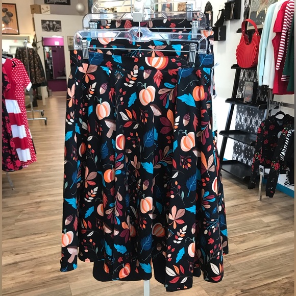 Eva Rose Fit & Flare Pumpkin Leaf Print Midi Skirt Women’s New Black Multi - Picture 4 of 5